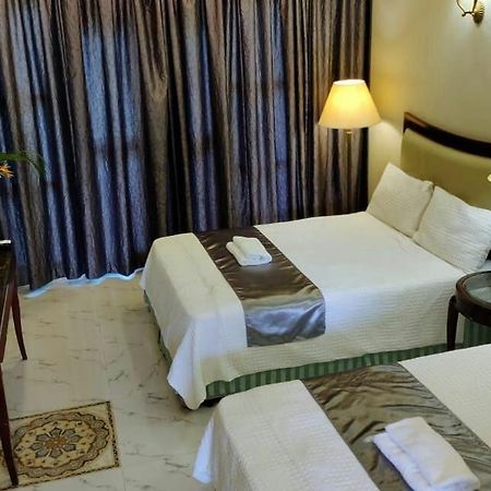 The Manor Beach Resort Besut Kampung Kuala Besut Exterior foto