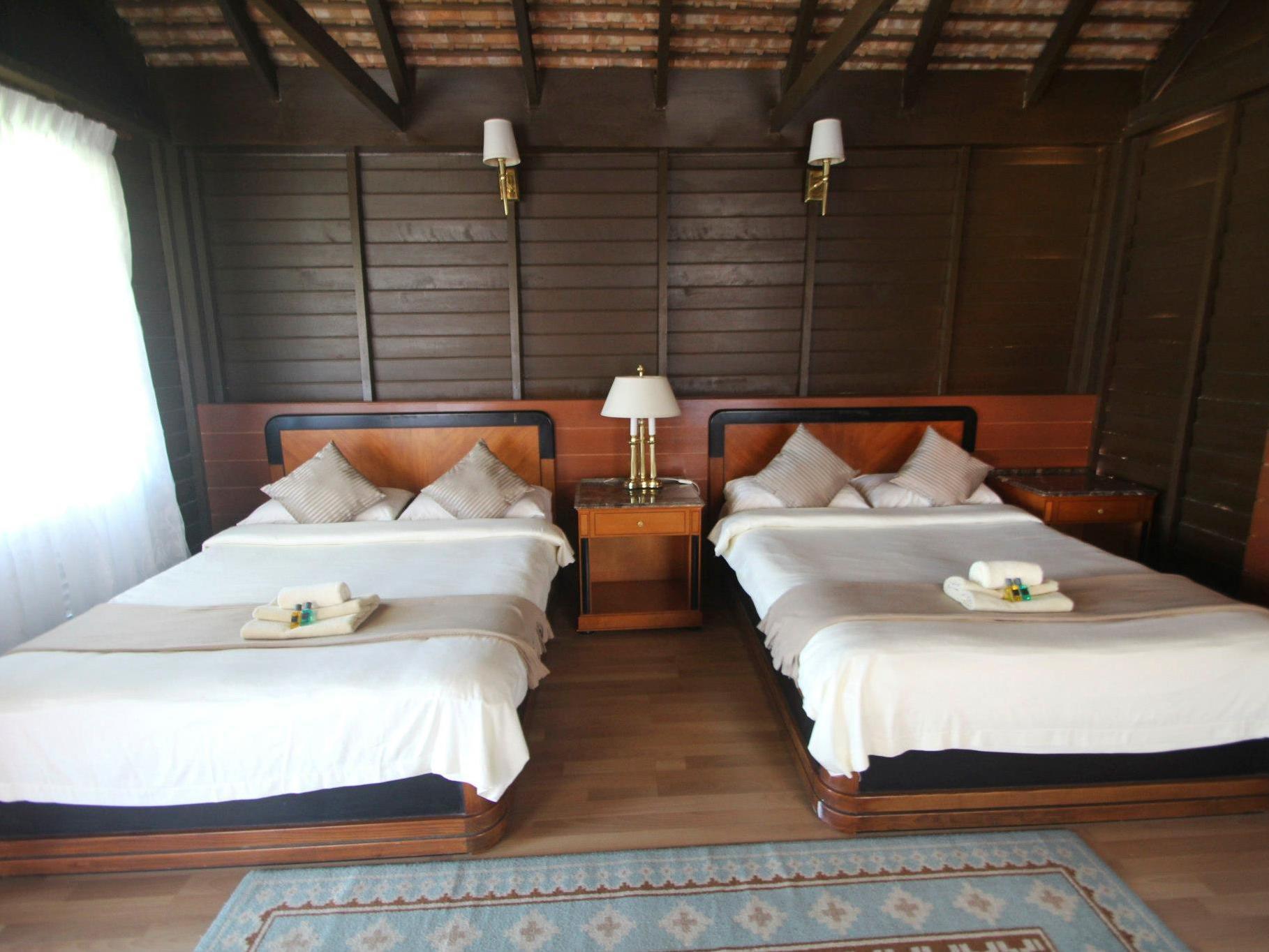The Manor Beach Resort Besut Kampung Kuala Besut Exterior foto