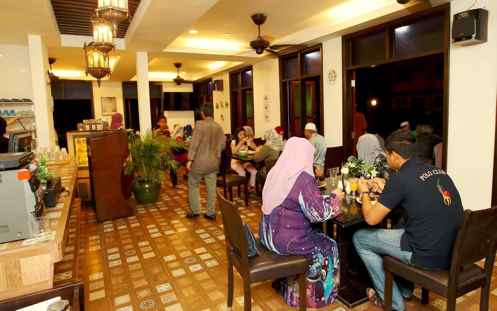 The Manor Beach Resort Besut Kampung Kuala Besut Exterior foto