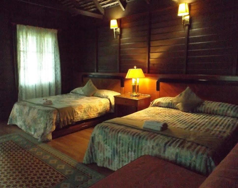 The Manor Beach Resort Besut Kampung Kuala Besut Exterior foto