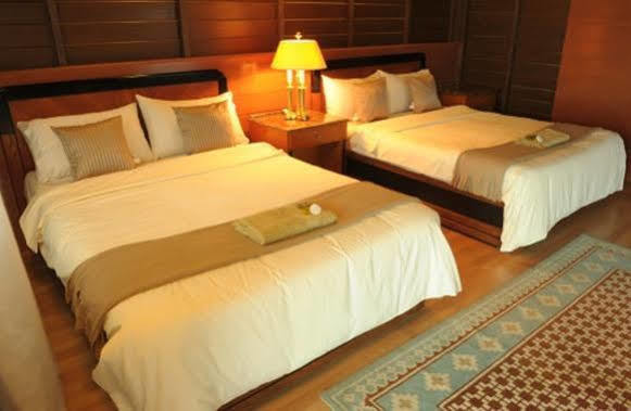 The Manor Beach Resort Besut Kampung Kuala Besut Exterior foto